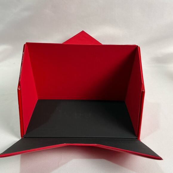 YSL Yves Saint Laurent Red Chevron Quilted Clutch Counter Display New - Picture 7 of 12